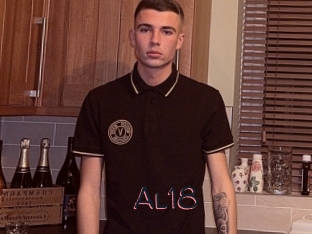 Al18