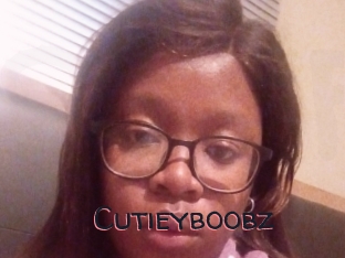Cutieyboobz