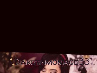 Dakotamonroe33