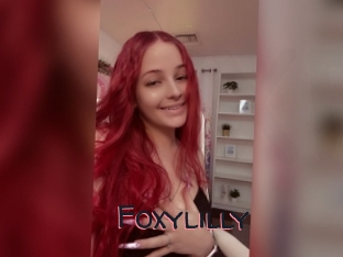 Foxylilly