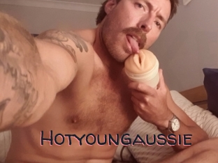 Hotyoungaussie