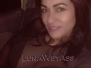LunaWetAss