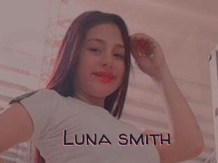 Luna_smith