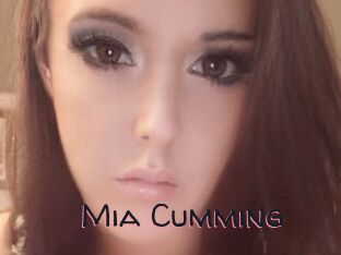 Mia_Cumming