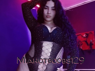 Miahotboobs129