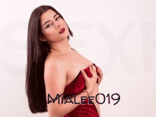 Mialee019