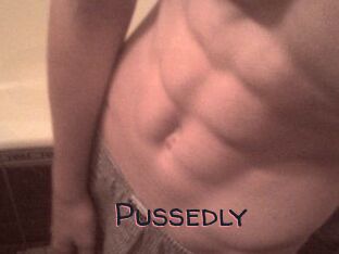 Pussedly