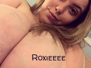 Roxieeee