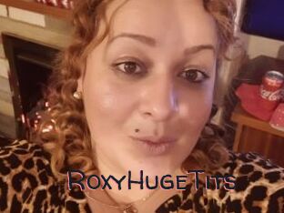 RoxyHugeTits